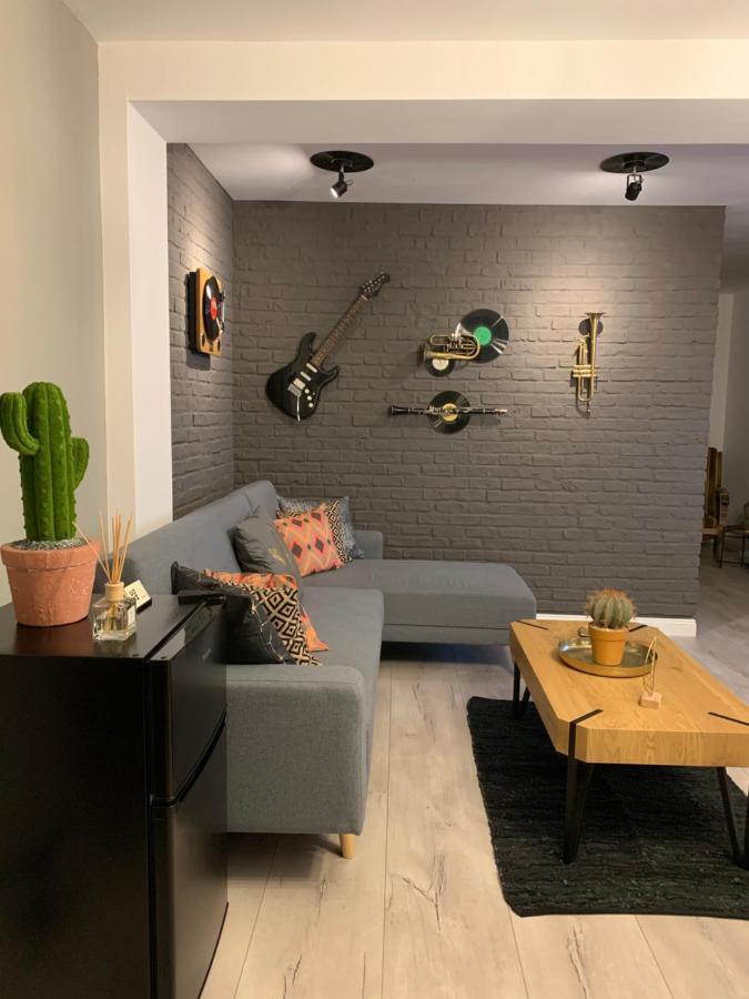 Best Apartment Scheia Suceava Exteriör bild